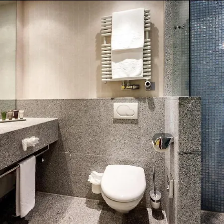 Szálloda Eden Roc - The Leading Of The World 5*