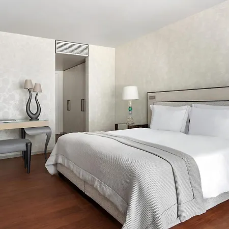 Eden Roc - The Leading Of The World 5* Ascona