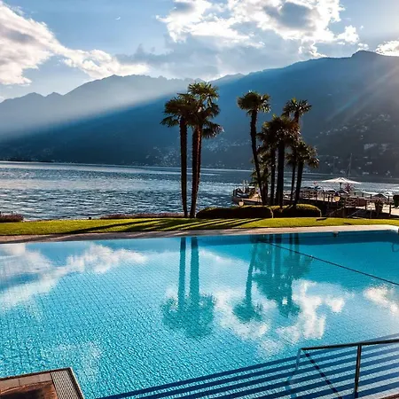 Eden Roc - The Leading Of The World מלון