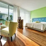 Eden Roc - The Leading Of The World فندق 5*