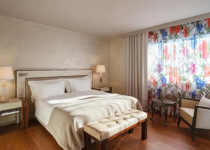 Eden Roc - The Leading Of The World 5* アスコナ