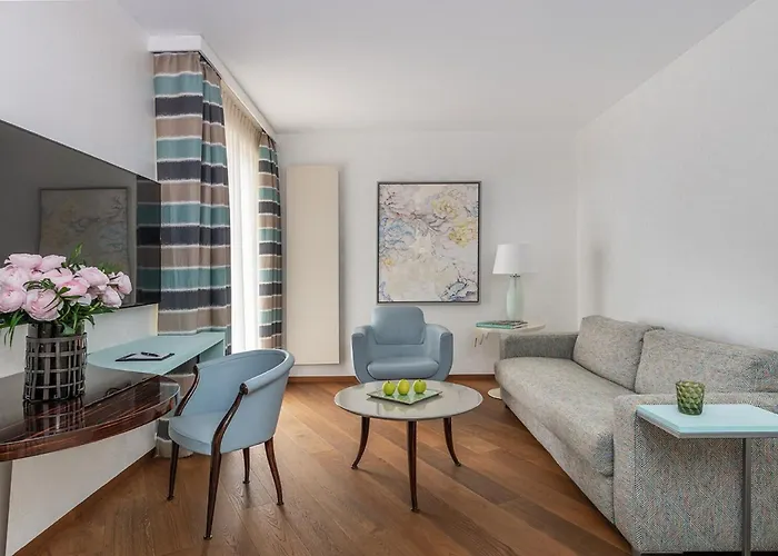 ホテル Eden Roc - The Leading Of The World 5*