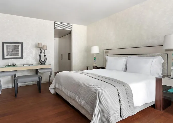 Eden Roc - The Leading Of The World 5* アスコナ