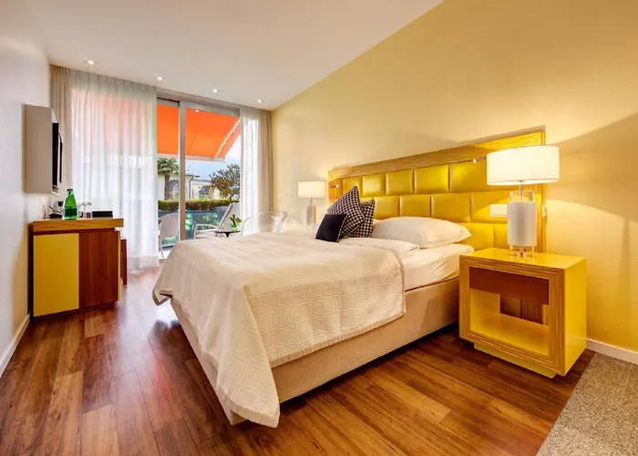 Eden Roc - The Leading Of The World Аскона