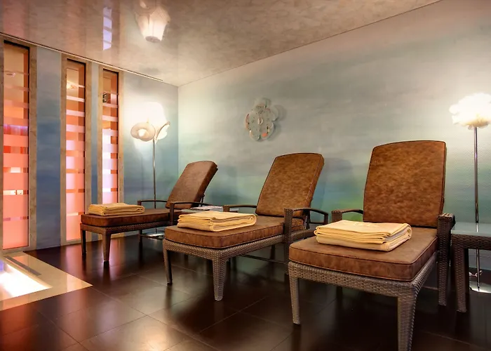 Готель Eden Roc - The Leading Of The World