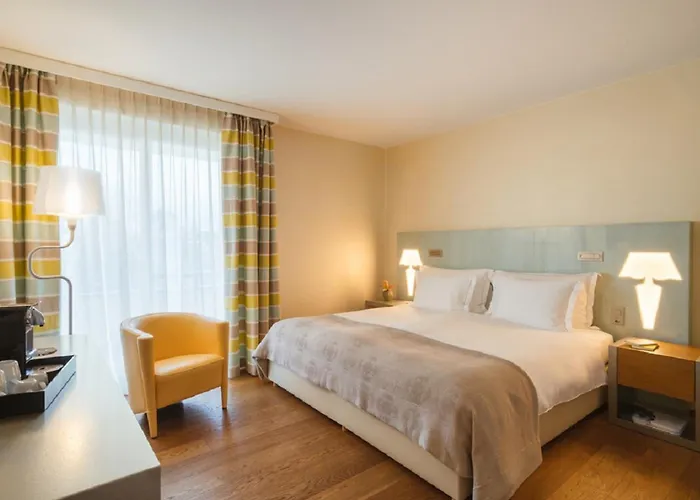 Eden Roc - The Leading Of The World 5* Аскона